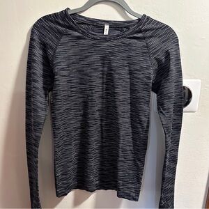 Athleta Momentum Seamless Fitted Tee